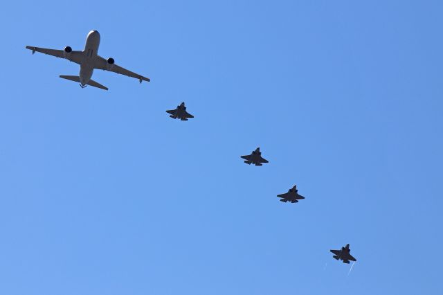 BOEING 767-200 (APJ62226) - An Aeronautica Militare (Italian Air Force) Boeing 767-2EY(ER)/KC-767A leading a flight of four F-35A Lightning II’s over Nellis AFB on 24 Feb 2020. The KC-767A is in commemorative markings celebrating the Italian Air Force 8 Squadron 100th Anniversary. 