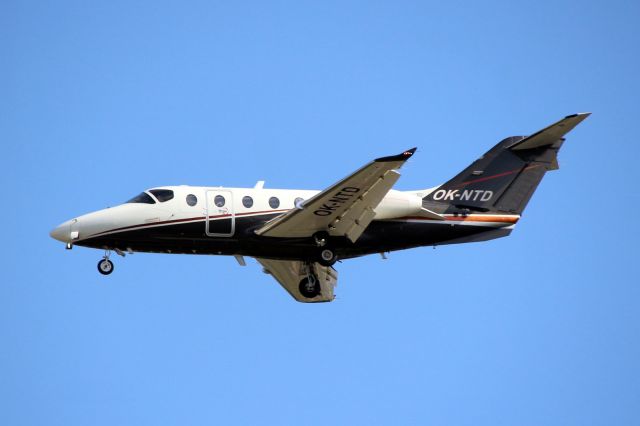 BEECH Beechjet (400XT/400XPR) (OK-NTD)