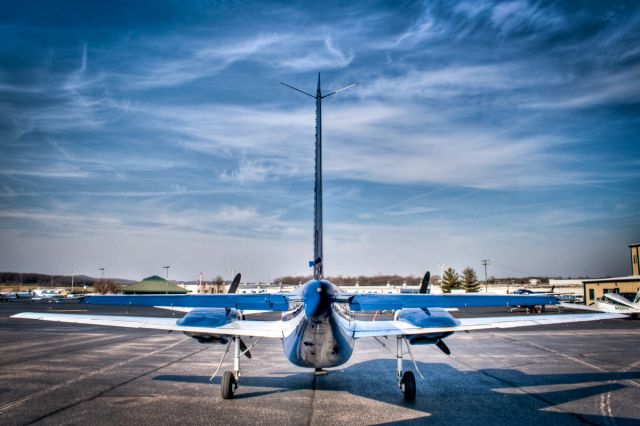 Piper Aerostar (N69MF)