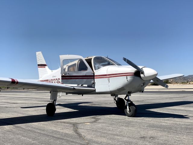 Piper Cherokee (N83364)