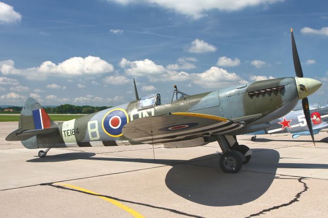 SUPERMARINE Spitfire (IGA184)