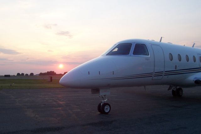 IAI Gulfstream G150 (N650GE) - At the end of another great day.