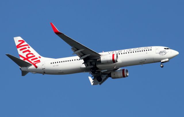 Boeing 737-800 (VH-VUE) - On Approach to Rwy 34L