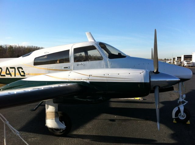 Cessna 310 (N1247G) - Seen at KEET