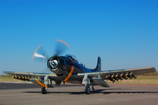 Douglas AD Skyraider (NX959AD)