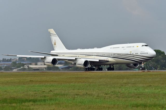 BOEING 747-8 (V8-BKH) - Government of Brunei V8-BKH B748 BBJ at SZB