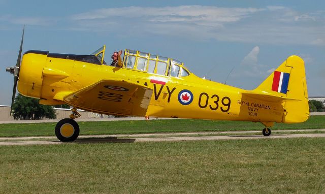 North American T-6 Texan (C-FNDB) - Royal Canadian 3039, T6 Texan/Harvard taxiing at Oshkosh Airventure 2018