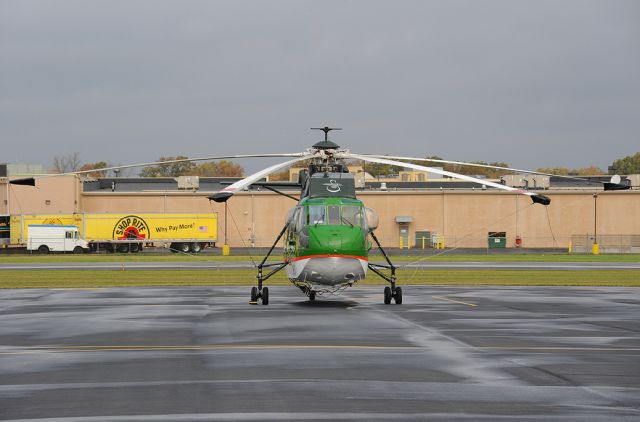 Sikorsky Sea King (N906CH)