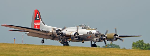 Boeing B-17 Flying Fortress (N3193G)