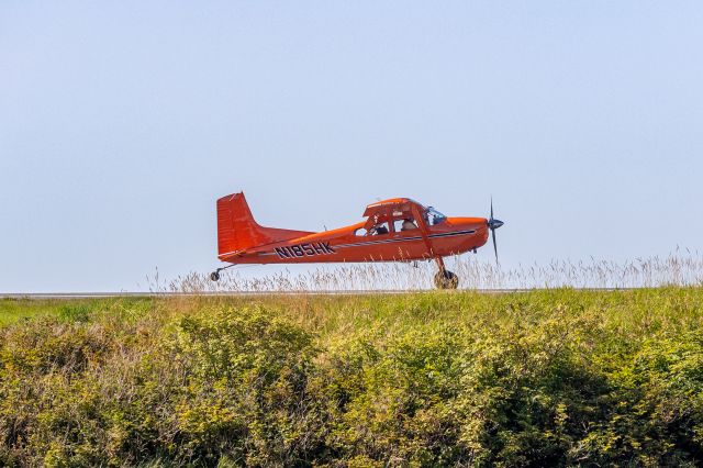 Cessna Skywagon (N185HK)