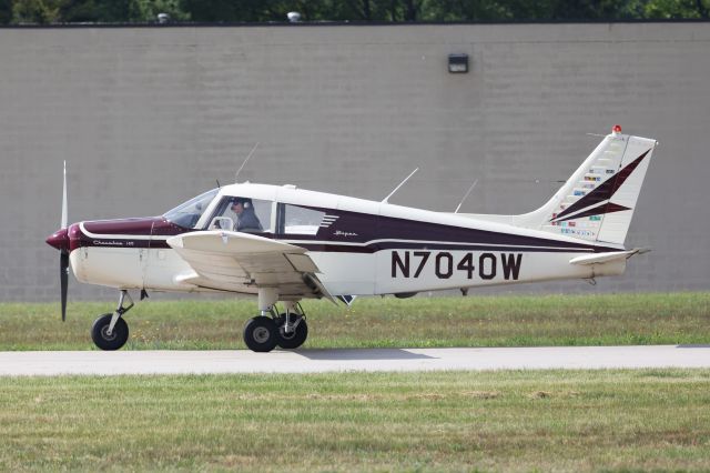 Piper Cherokee (N7040W)