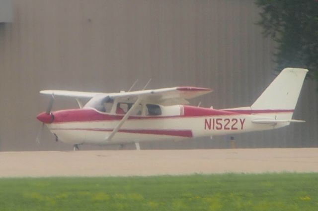 Cessna Skyhawk (N1522Y)