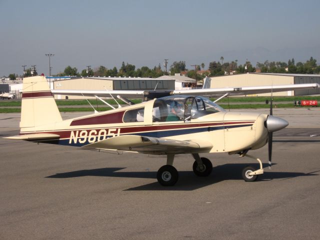 Grumman AA-5 Tiger (N9605L) - Taxiing at Fullerton