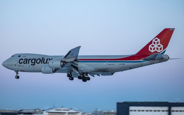BOEING 747-8 (LX-VCK)