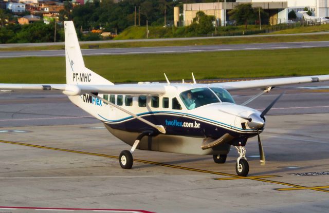 Cessna Caravan (PT-MHC)