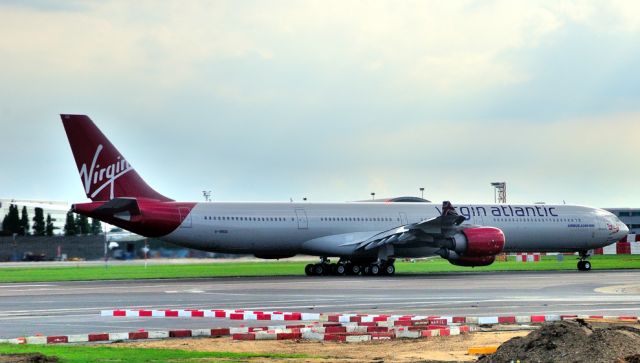 Airbus A340-600 (G-VBUG) - 2009
