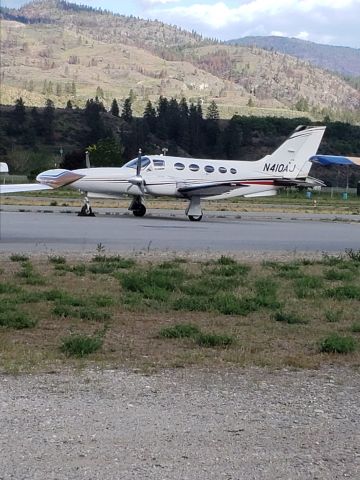 Cessna 421 (N410AJ)