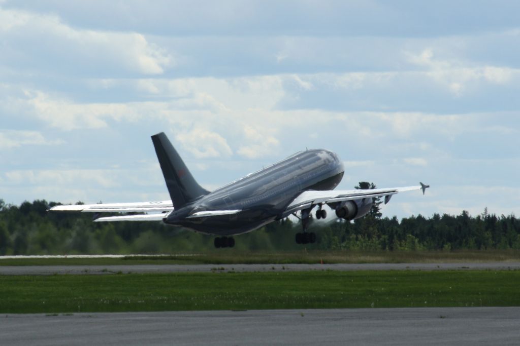 Airbus A310 (15-0002)