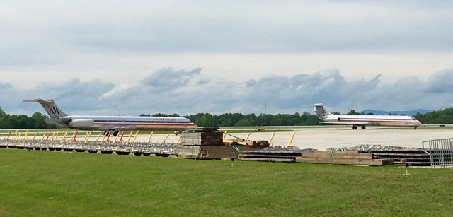 McDonnell Douglas MD-82 (N7514A) - Two American MD-82s at once at GSP! An extreme rarity!