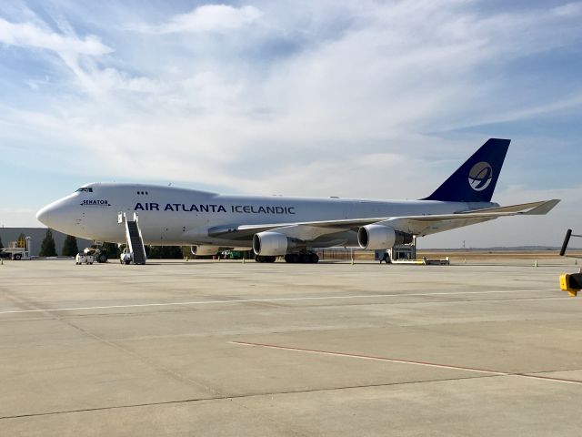 Boeing 747-400 (TF-AMQ) - Scheduled freight at GSP!