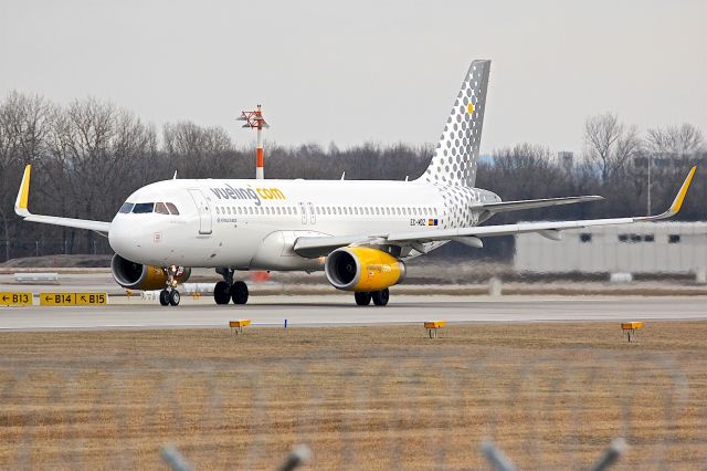 Airbus A320 (EC-MDZ)