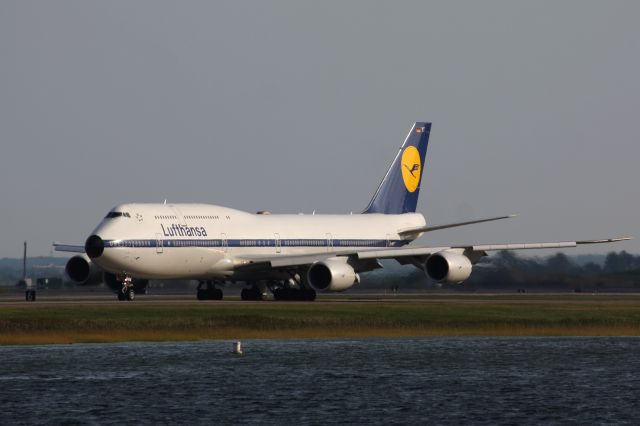 BOEING 747-8 (D-ABYT)