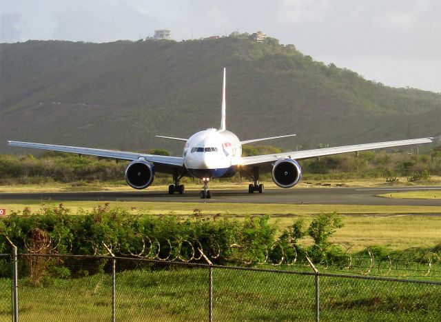 Boeing 777-200 (G-VIIH)