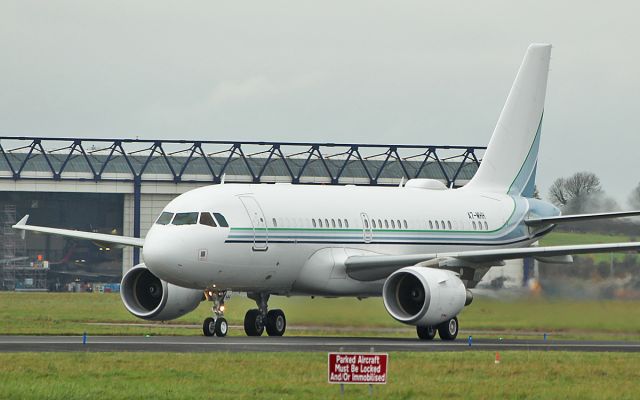 Airbus A319 (A7-MHH) - qatar amiri flight a319-115cj a7-mhh arriving in shannon 5/11/18.