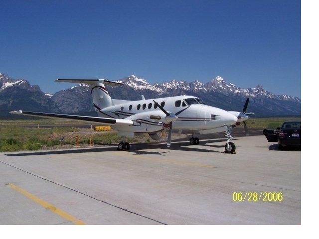 Beechcraft Super King Air 200 (N485K)