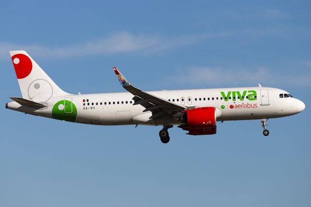 Airbus A320 (XA-VII)