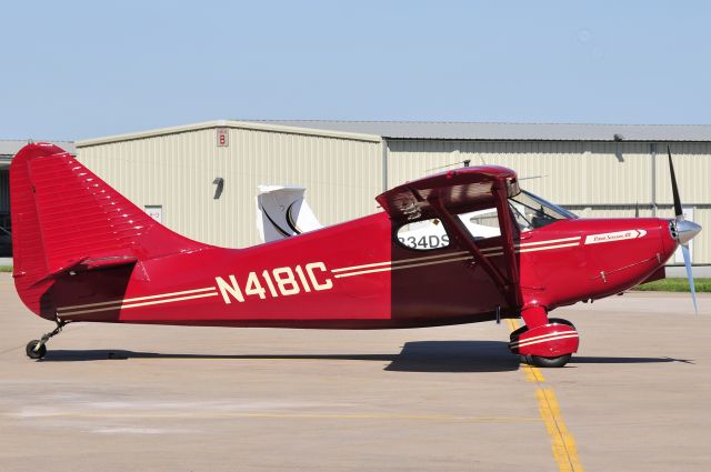 Piper 108 Voyager (N4181C) - Seen at KFDK on 9/13/2009.      a href=http://discussions.flightaware.com/profile.php?mode=viewprofile&u=269247  Profile/a     a href=http://www.mixmap.com/ target=_new title=MySpace Tracker  img src=http://www.mixmap.com/657101/no_image_tracker_strict.jpg border=0 height=1 width=1 style=visibility:hidden; alt=MySpace Tracker/a