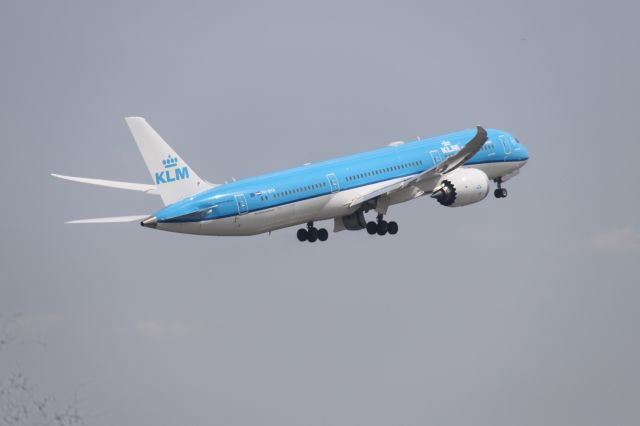 Boeing 787-9 Dreamliner (PH-BHA)