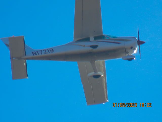 Cessna Cardinal (N17219)