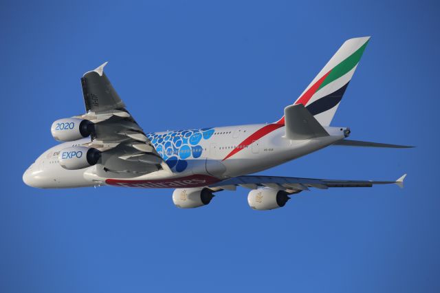 Airbus A380-800 (A6-EOF)