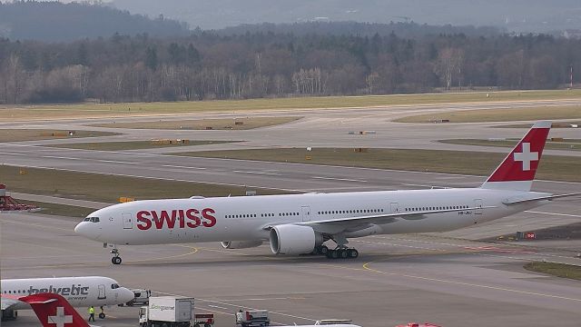 BOEING 777-300 (HB-JNJ) - Brand new 777 just delivered to Swiss. It had only flown three flights.