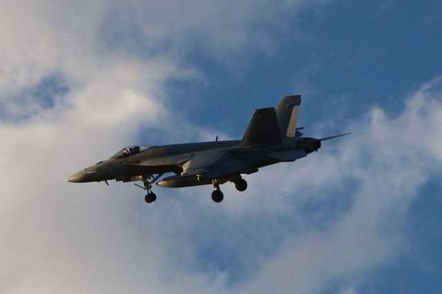 McDonnell Douglas FA-18 Hornet — - Watching US NAVY F-18s do touch-and-goes at Centennial Airport, Denver, CO.