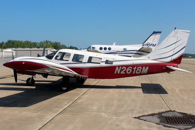 Piper Seneca (N2618M)