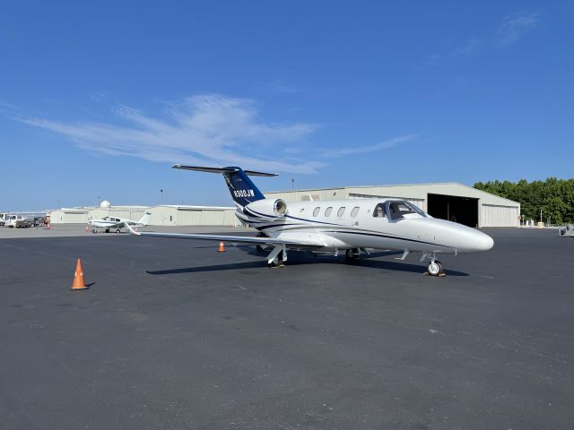 Cessna Citation M2 (N300JW)