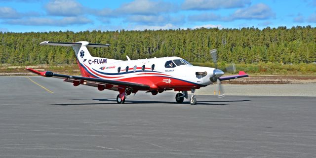 Pilatus PC-12 (C-FUAM) - AirMédic - Médévac