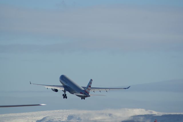 Airbus A330-200 (N284AY) - American Airlines A330-243 cn1095