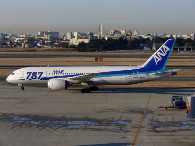 Boeing 787-8 (JA807A)