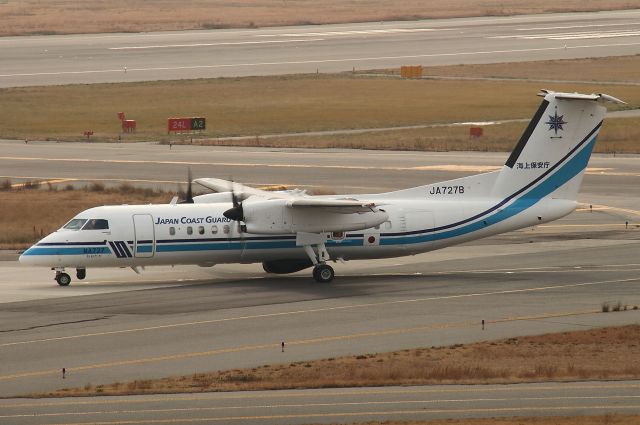 de Havilland Dash 8-300 (JA727B)