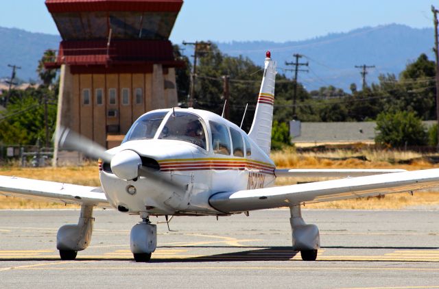 Piper Cherokee Arrow (N527BK)