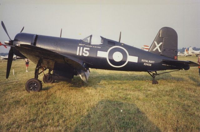 VOUGHT-SIKORSKY V-166 Corsair (C-GCWX)