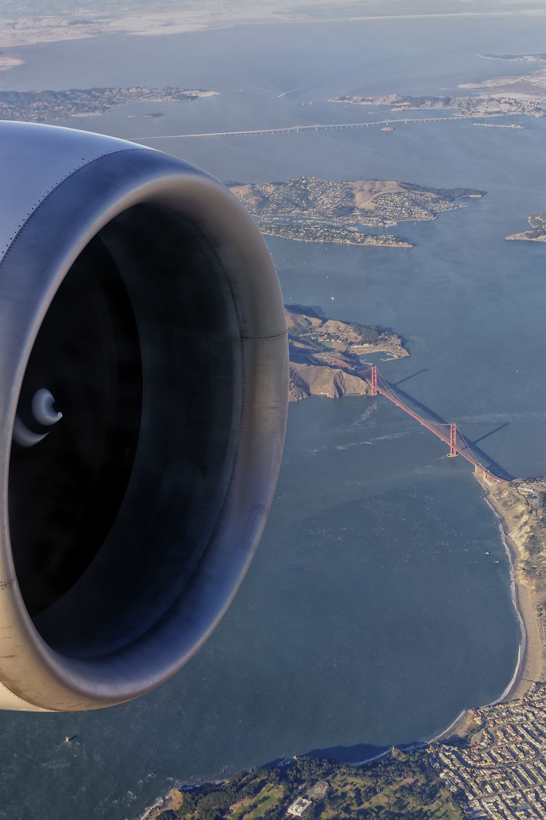 BOEING 777-300 (TC-JJS) - 27th Oct., 2019: Flying past the iconic Golden Gate Bridge as the flight from Istanbul reaches its destination San Francisco.