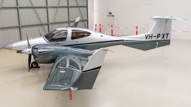 Diamond Twin Star (VH-PXT)