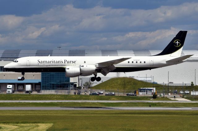 McDonnell Douglas DC-8-70 (N782SP) - Short final for runway 33L at Toronto Pearson. 