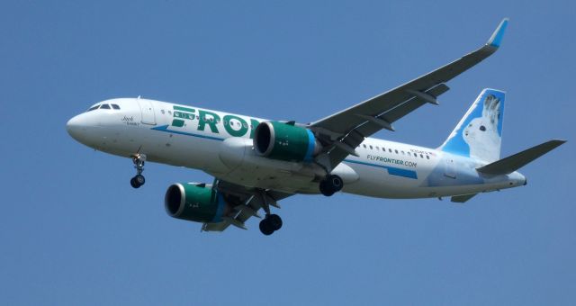Airbus A320neo (N304FR) - On final is this 2016 Frontier Airlines Airbus 320-251N with "Jack" the Rabbitt looking on in the Summer of 2021.