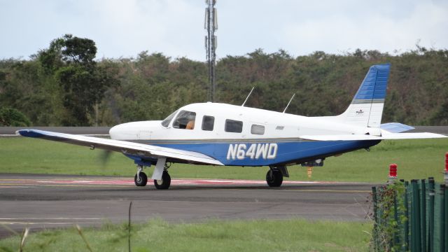 Piper Saratoga/Lance (N64WD) - Departing PTP le raizet on september 24, 2017. 