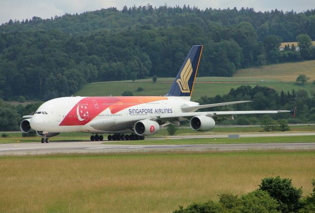 Airbus A380-800 (9V-SKI)